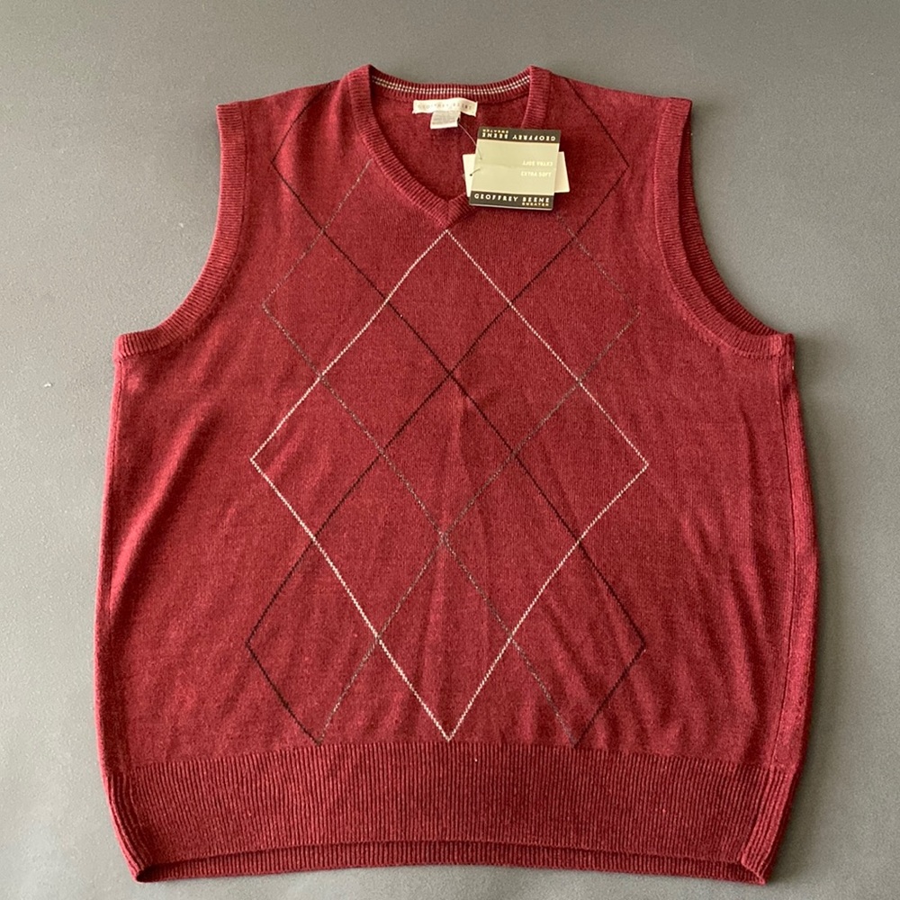 NWT mens Geoffrey Beene sweater vest, size large